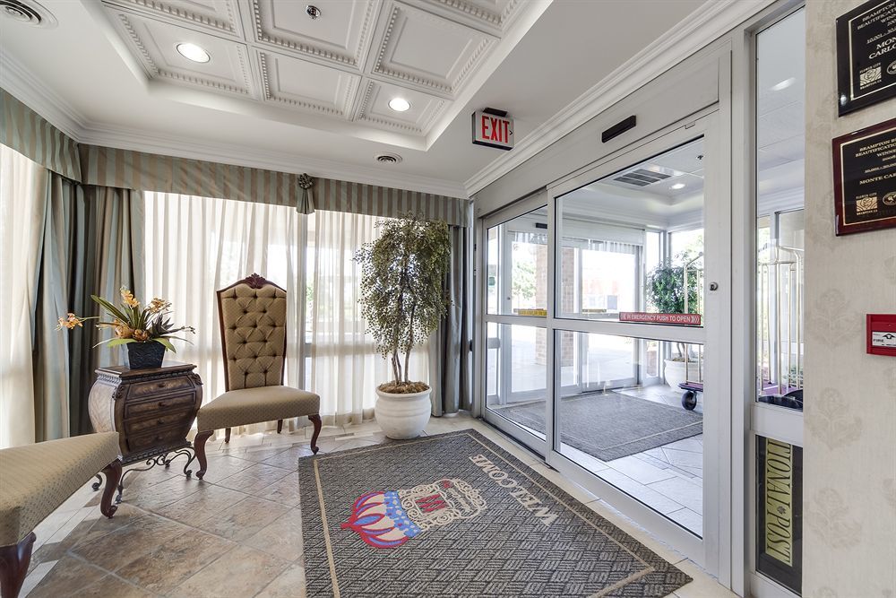 Monte Carlo Inn Brampton Exterior photo